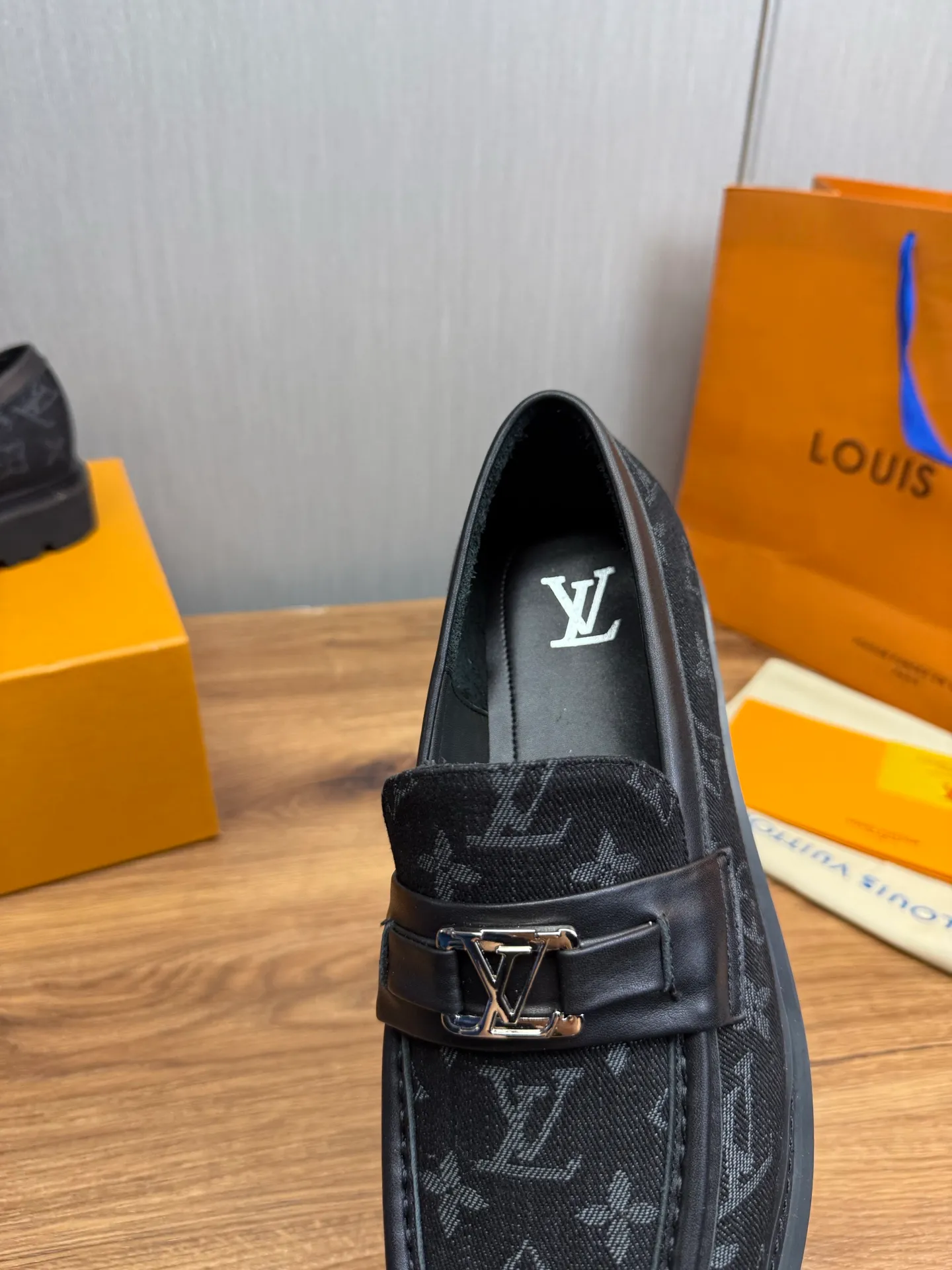 Factory 680💰 LV. Men's business casual leather shoes, all made of imported original brand leather, just to create a more comfortable wearing experience, original non-slip and wear-resistant outsole ✔️16-45 (38.45 non-returnable)